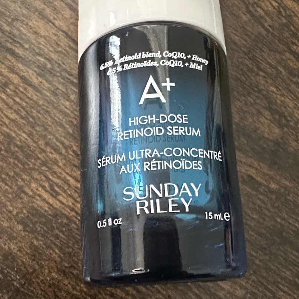 Sunday Riley A+ High-Dose Retinoid Serum - Picture 2 of 4